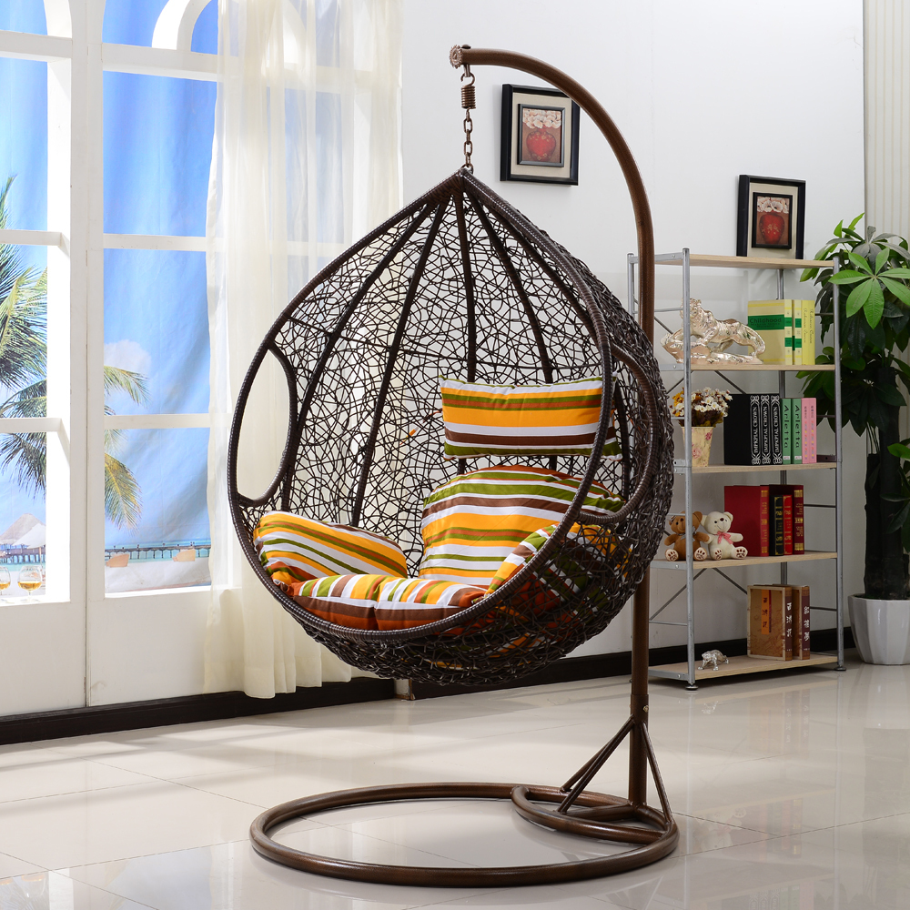 Outdoor Wicker Swing Chair 