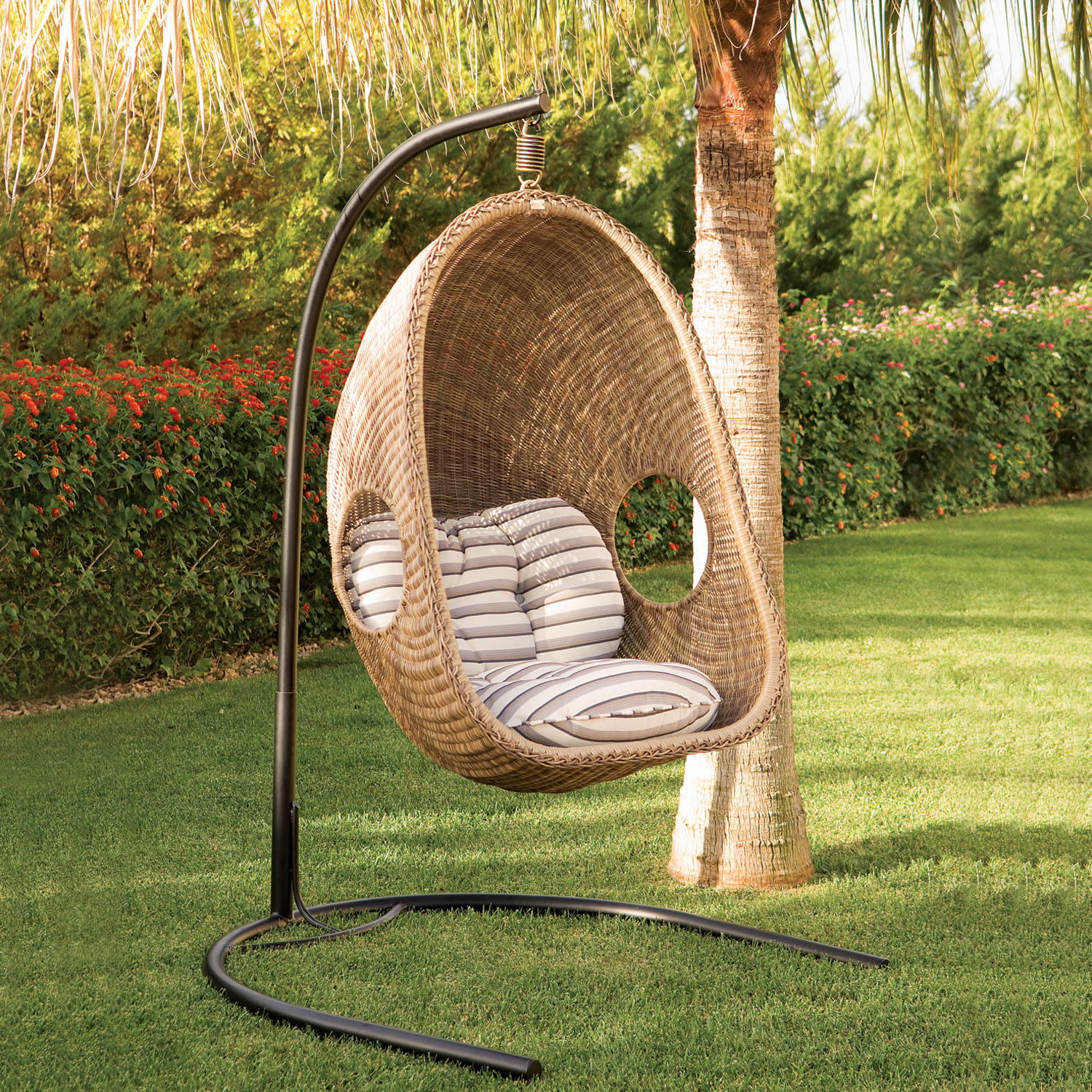 hanging wicker chairs